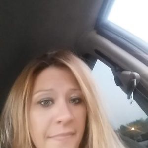 Meet your Posher, Joni